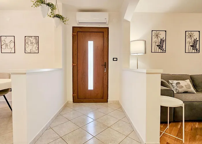 Apartment Milena Two *